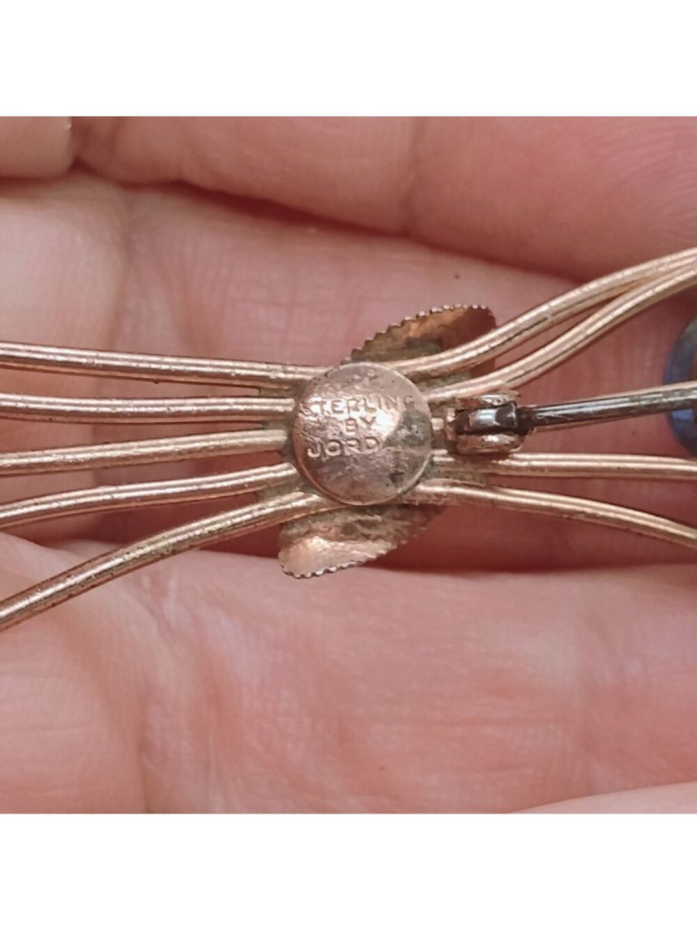 Vtg Sterling by Jordan Gold Vermeil w/Blue Rhinestone Leaf Bouquet Brooch Large - Picture 5 of 6